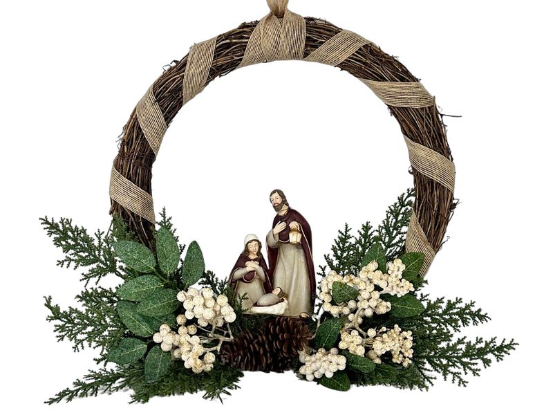 CHRISTMAS - CHRISTMAS WREATH WITH HOLY FAMILY PLAQUE