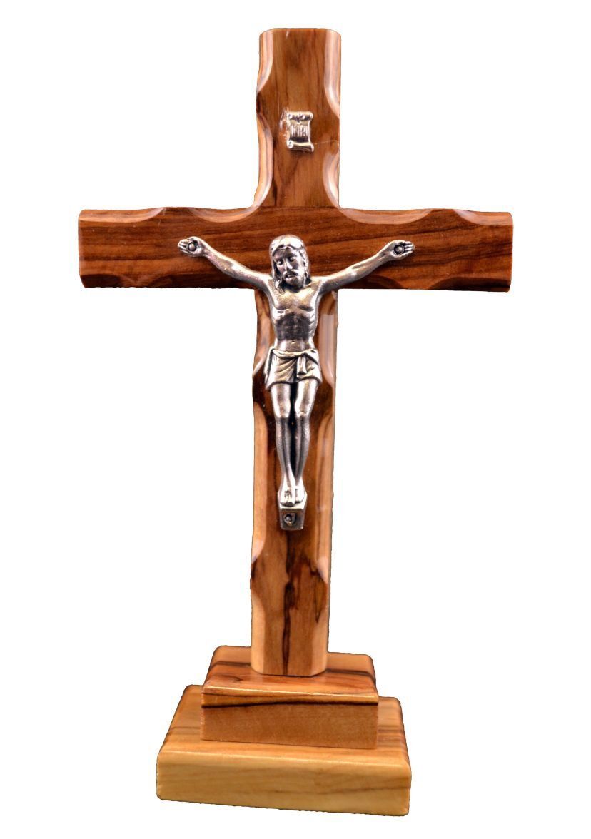 OLIVE WOOD SCALLOPED EDGE CRUCIFIX ON STAND 12CM