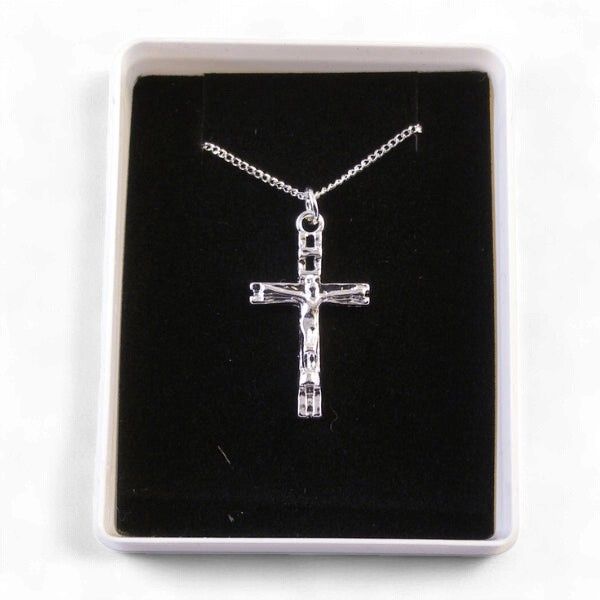 CRUCIFIX PENDANT SILVER WITH CHAIN BOXED
