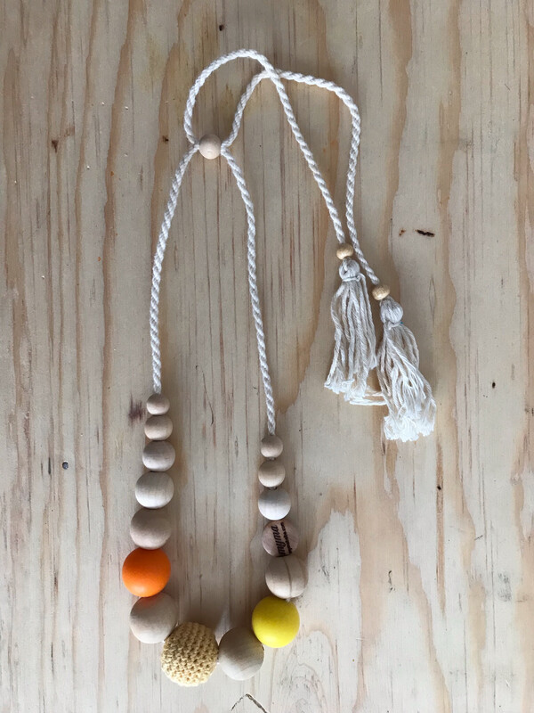 collar tejido corto mixto