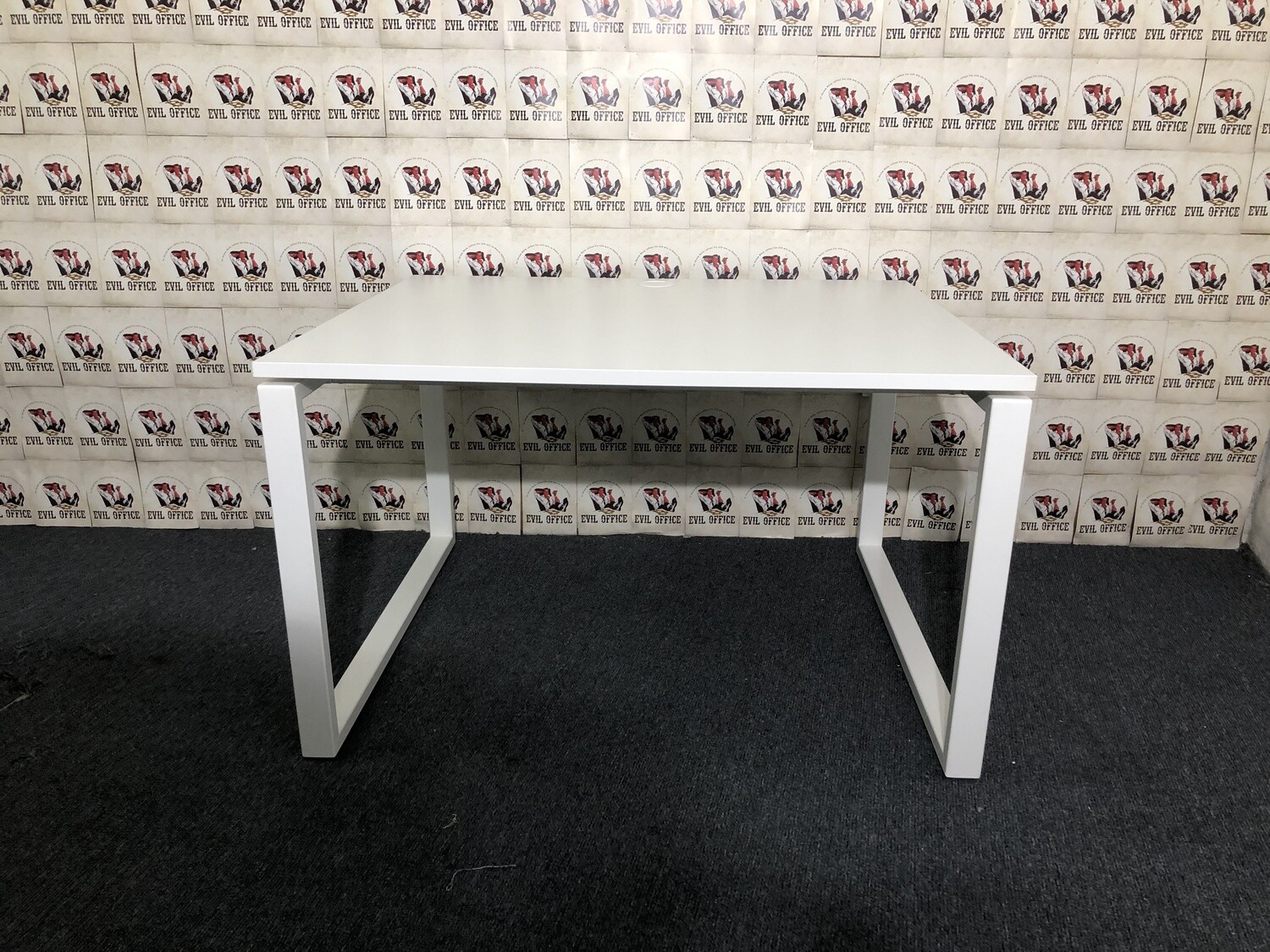 Schreibtisch von Bejot in Weiß 120cm