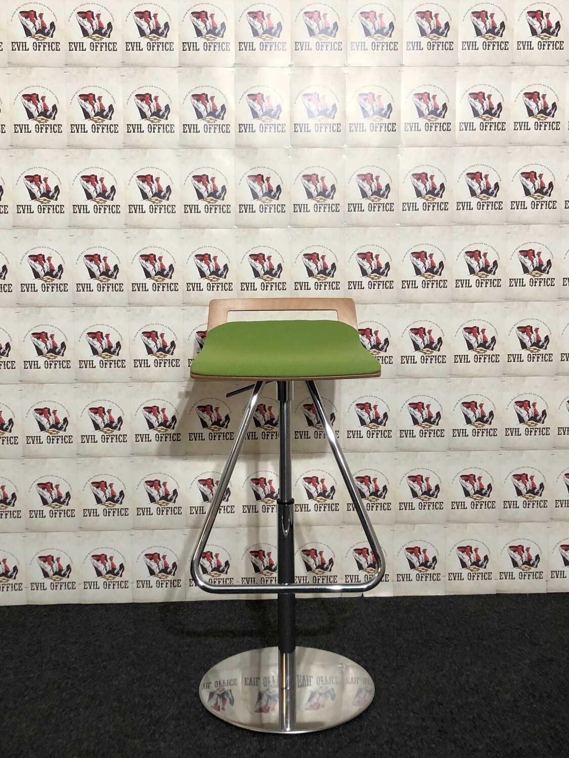 Hocker von Sedus meet chair MT 901 Barhocker Grün