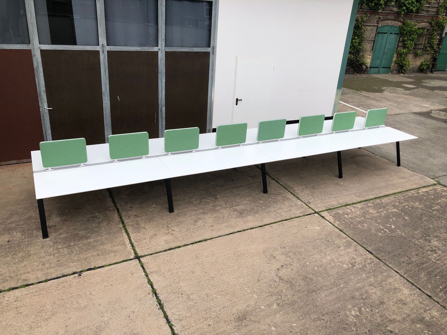 Konferenztisch Vario ICON A-Bench Arbeitstisch Weiß 720cm #1