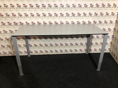 Schreibtisch König Neurath Do It 4 Lichtgrau HPL 180cm
