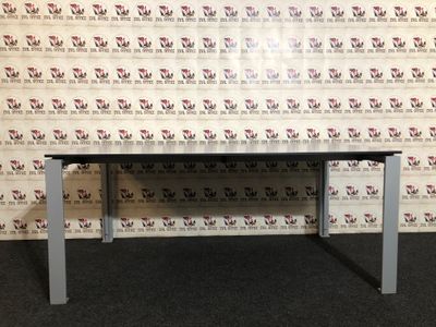 Schreibtisch König Neurath Do It 4 Lichtgrau HPL 160cm Büromöbel