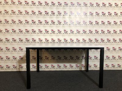Schreibtisch von Steelcase Weiß / Schwarz 120 x 80cm