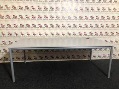 Schreibtisch von VS Büromöbel in Lichtgrau / Silbergrau #2