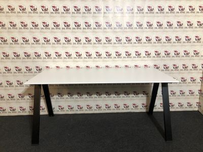 Schreibtisch von Vario ICON A-Fuss A-Table Arbeitstisch 160cm #1