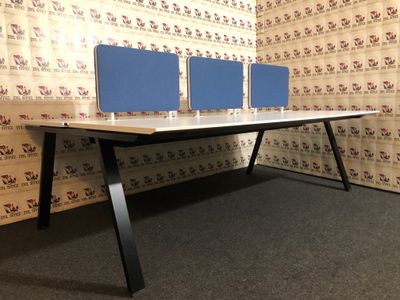 Konferenztisch von Vario ICON A-Bench Arbeitstisch in Weiß #8