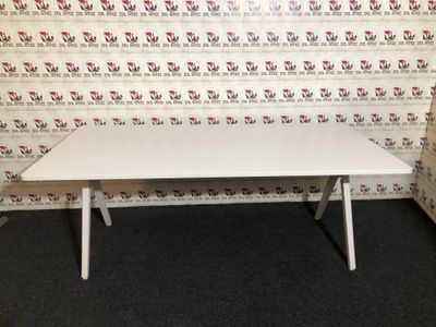 Schreibtisch Konferenztisch von Vitra in Creme weiß #1