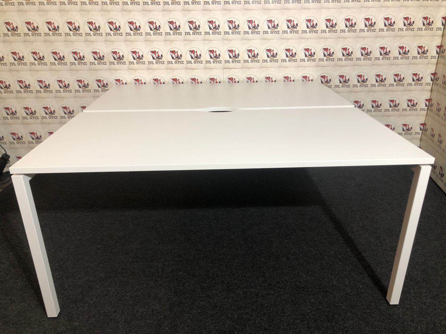 Schreibtisch Teamschreibtisch in Weiß 160cm x 164cm
