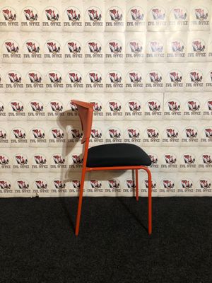Ikea Stoljan Besucherstuhl in Orange Stapelbar