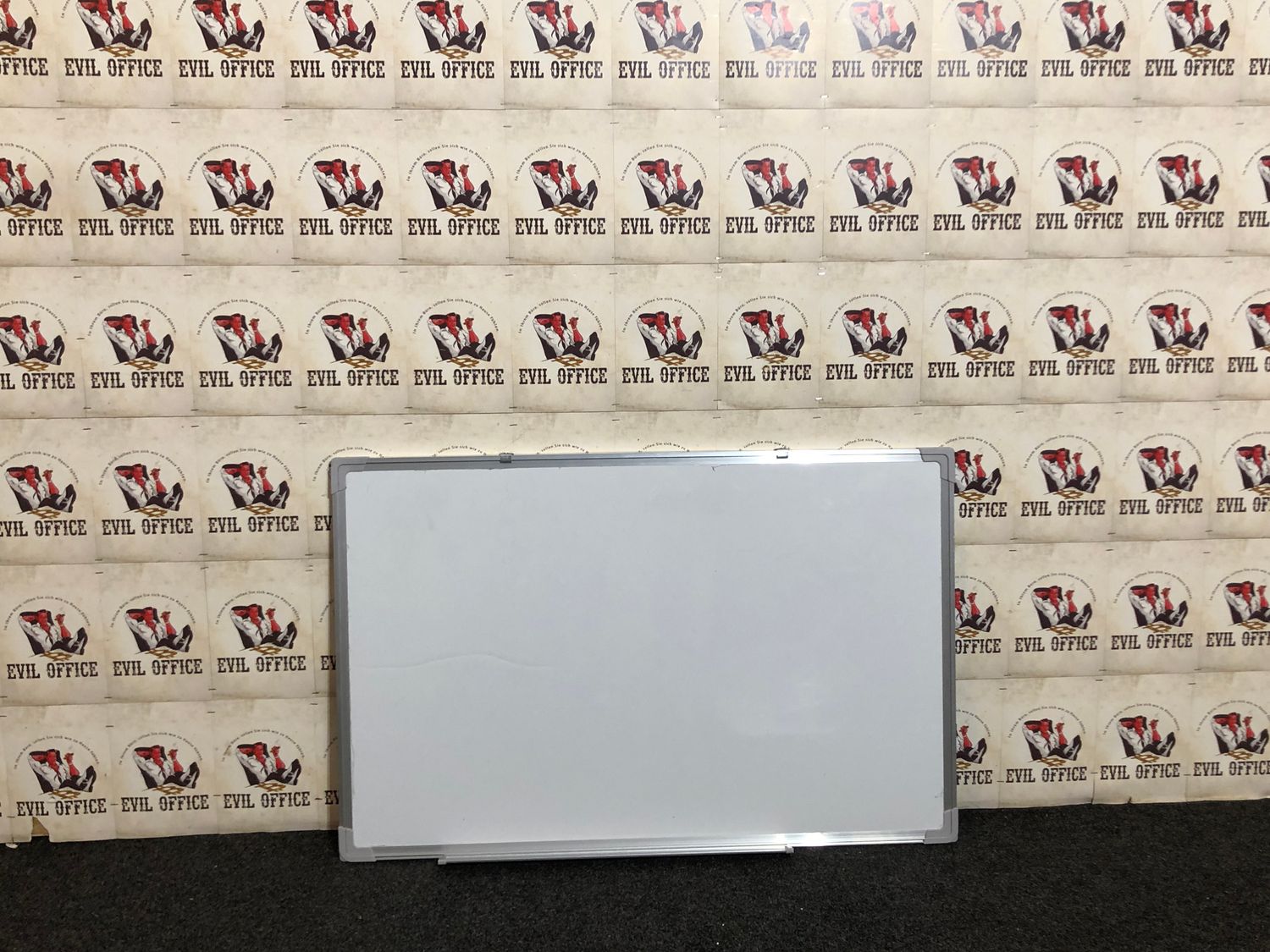 Whiteboard 90x58cm Weißbrett