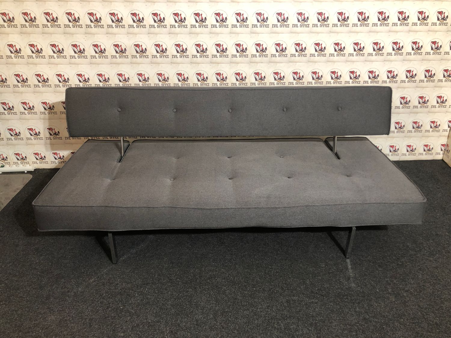 Couch Sofa Schlafcouch Bett in Grau Klappbar