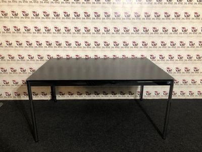 Design USM Haller Schreibtisch Schwarz Eiche 150x100cm