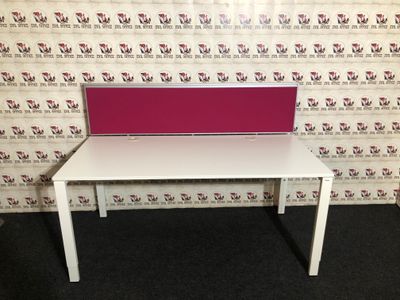 Schreibtisch von Bene Akustik Trennwand in Pink #3