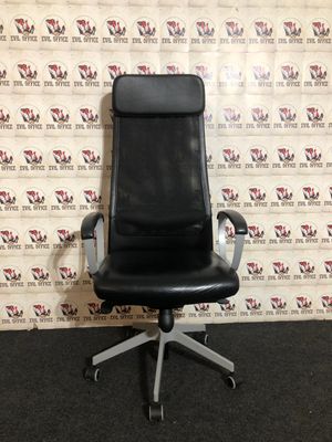 Bürodrehstuhl von Ikea Markus in Schwarz Leder