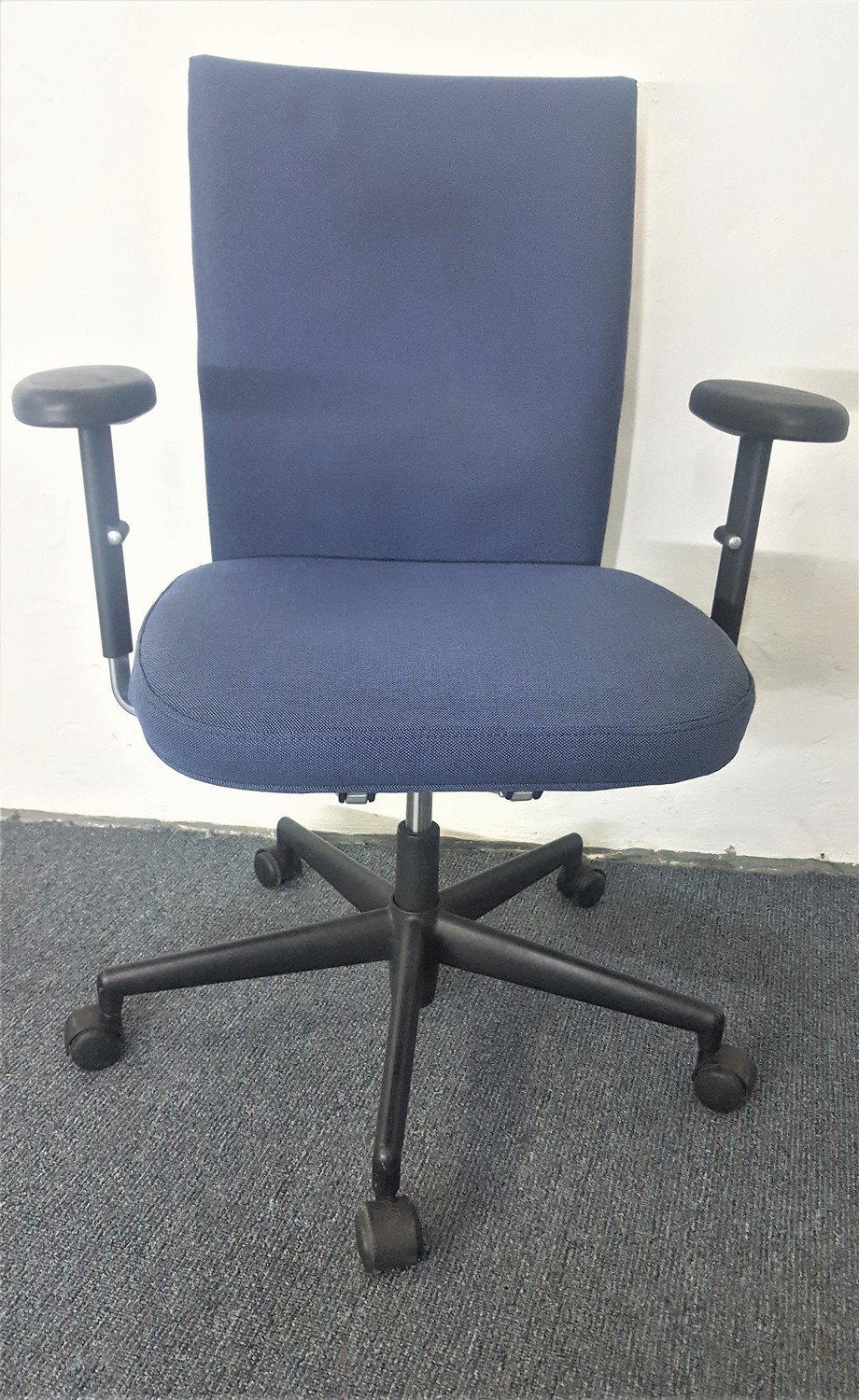 Bürodrehstuhl Vitra T Chair in Blau Antonio Citterio