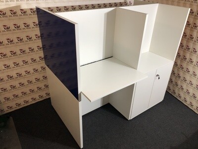 Raumteiler Stehtisch Garderobe Sideboard Arbeitsplatz in Weiß / Blau / Orange