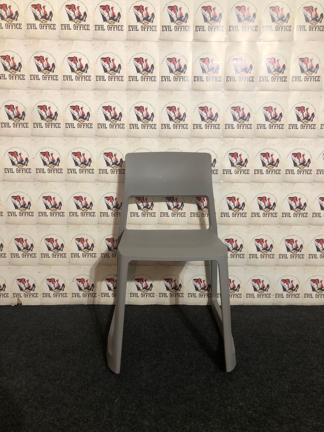 Vitra Tip Ton Chair Edward Barber &amp; Jay Osgerby Dunkelgrau