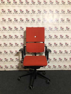 Bürodrehstuhl von Steelcase Please V2 in Orange Ergonomiestuhl