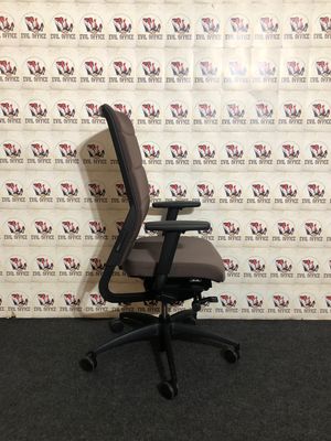 Bürodrehstuhl von Wagna Ergo Medic 100-4 in Braun Ergonomiestuhl