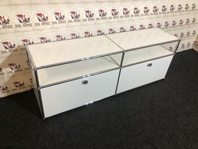 USM Haller Lowboard in Weiß Sideboard Softclose Design