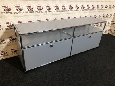 USM Haller Lowboard in Mattsilber Sideboard Softclose Design
