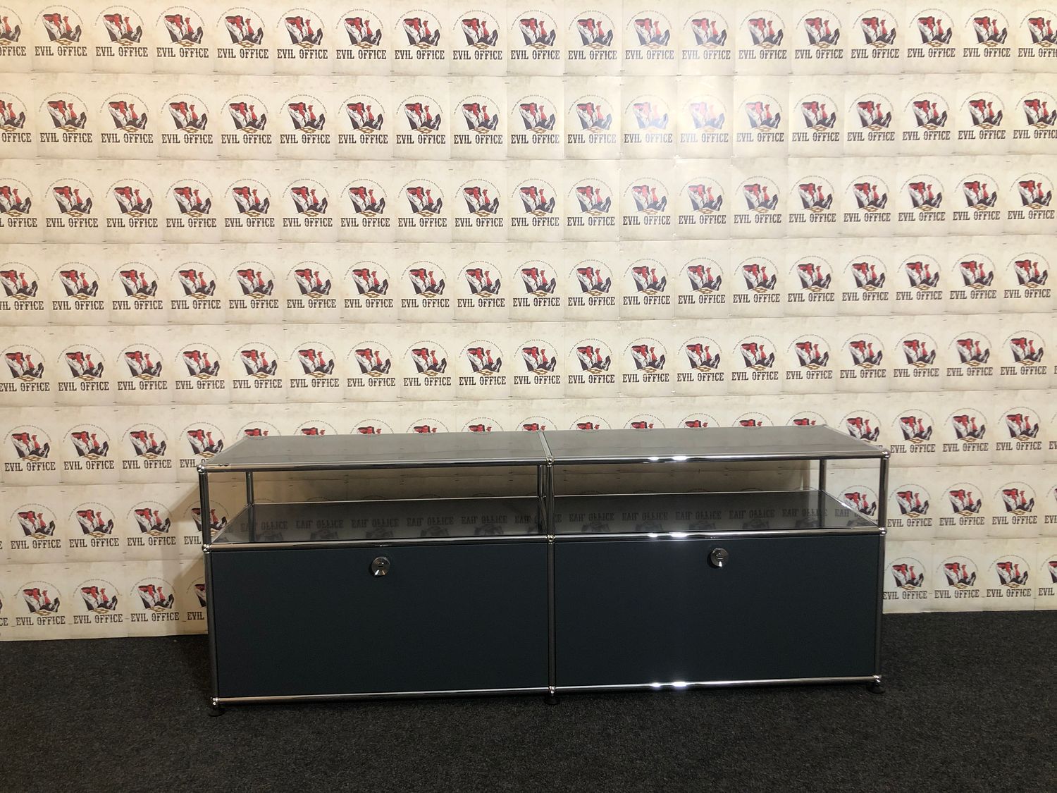 USM Haller Lowboard in Anthrazitgrau Sideboard Softclose Design