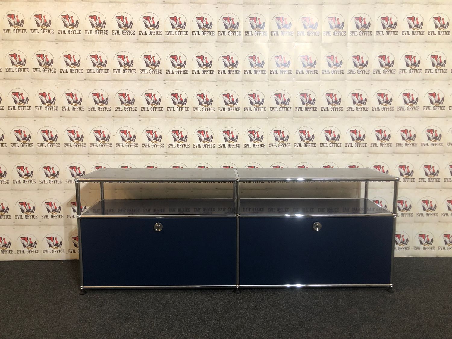 USM Haller Lowboard in Stahlblau Sideboard Softclose Design