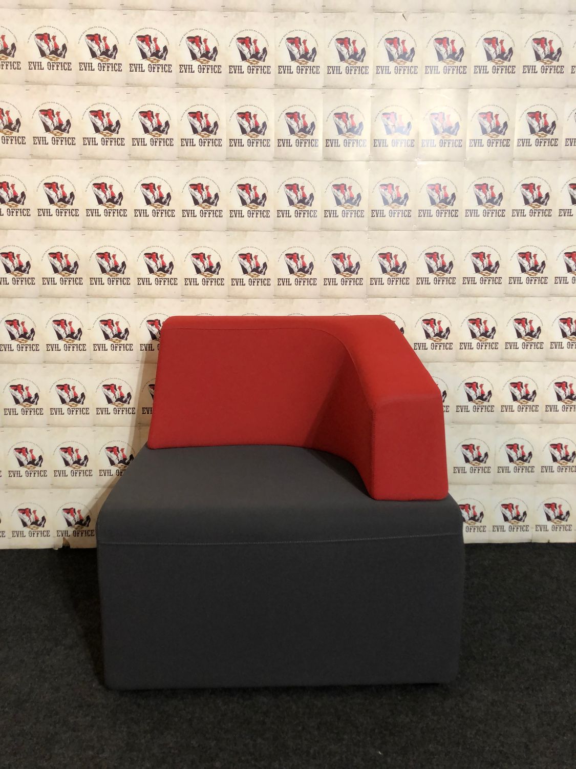 Steelcase B-Free Cube Links Sessel Lounge Element Rot Grau