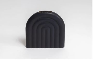 NED Henrik Vase - Black