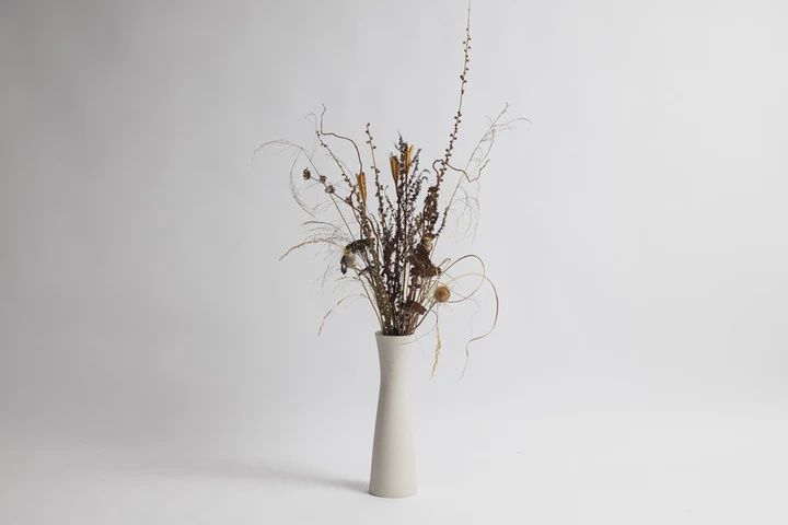 NED Bjarke Natural Vase (Handmade Elegant Hourglass)