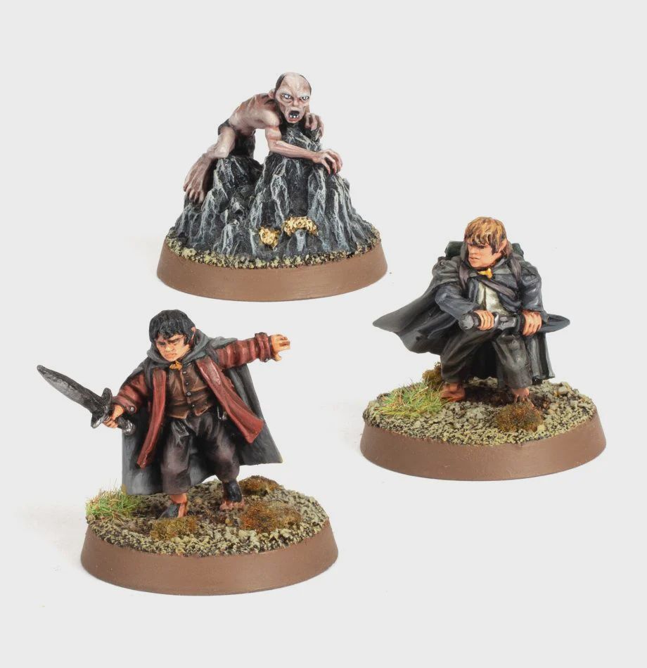 Frodo Baggins™, Samwise Gamgee™ And Gollum™ In Emyn Muil