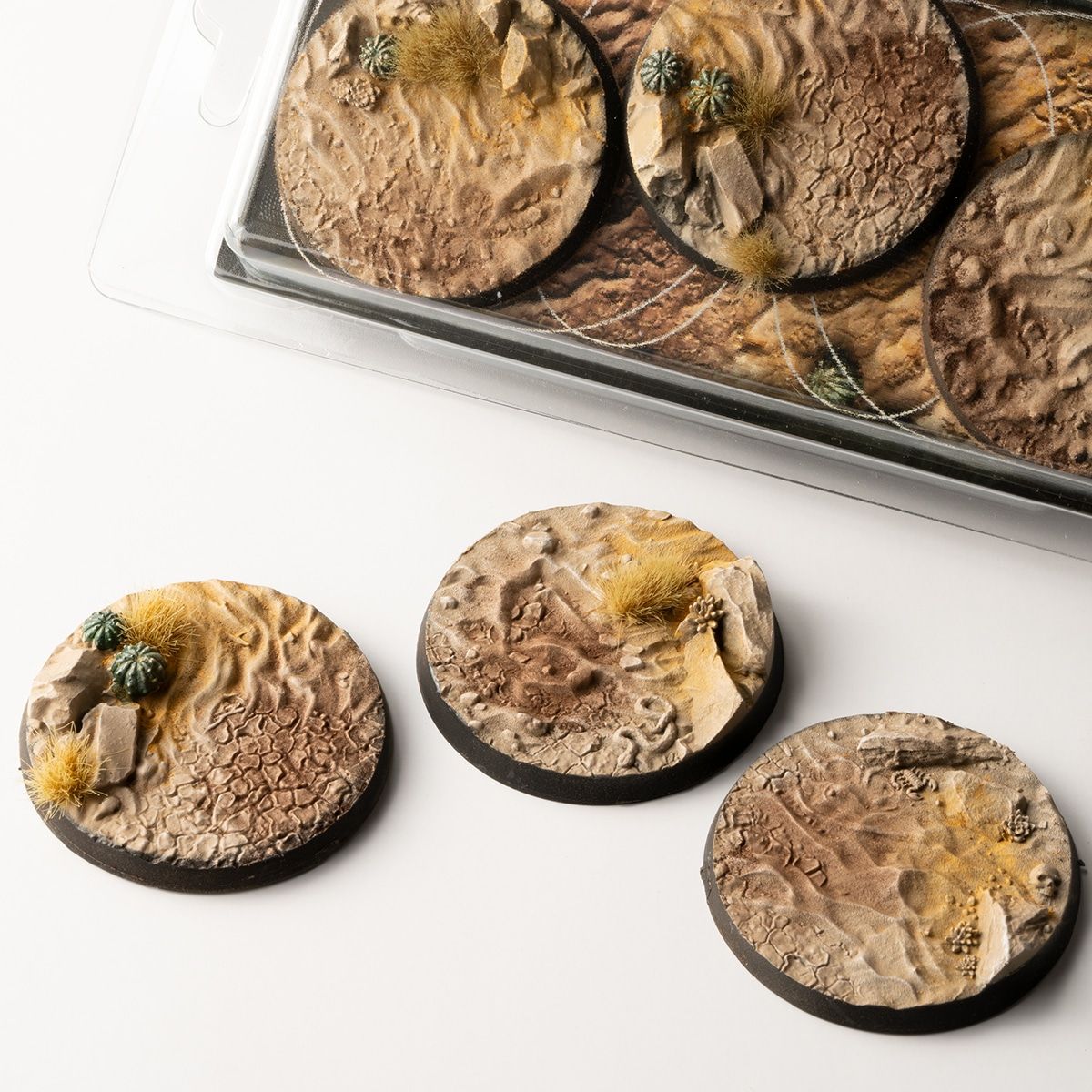 GamersGrass - Deserts of Maahl Bases, Round 50mm (x3)