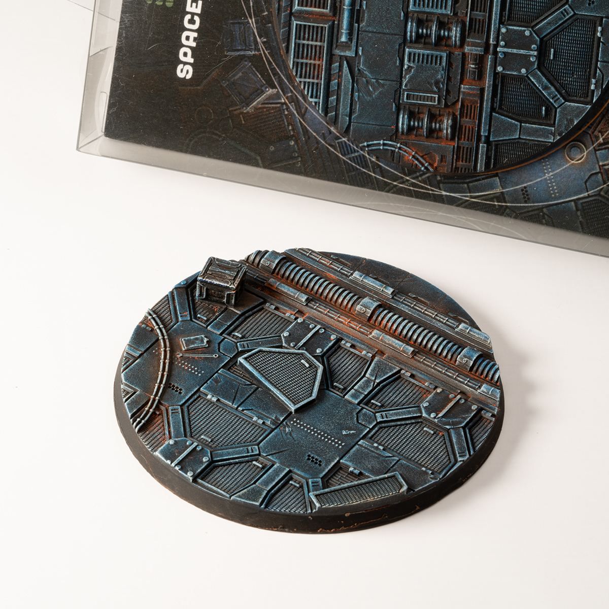 GamersGrass - Spaceship Corridor Bases, Round 90mm (x1)