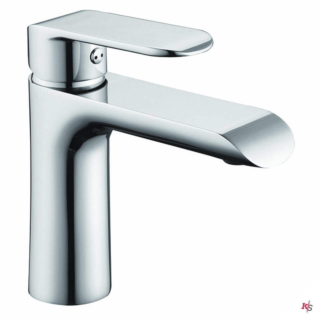Single Handle Lavatory Faucet - Chrome