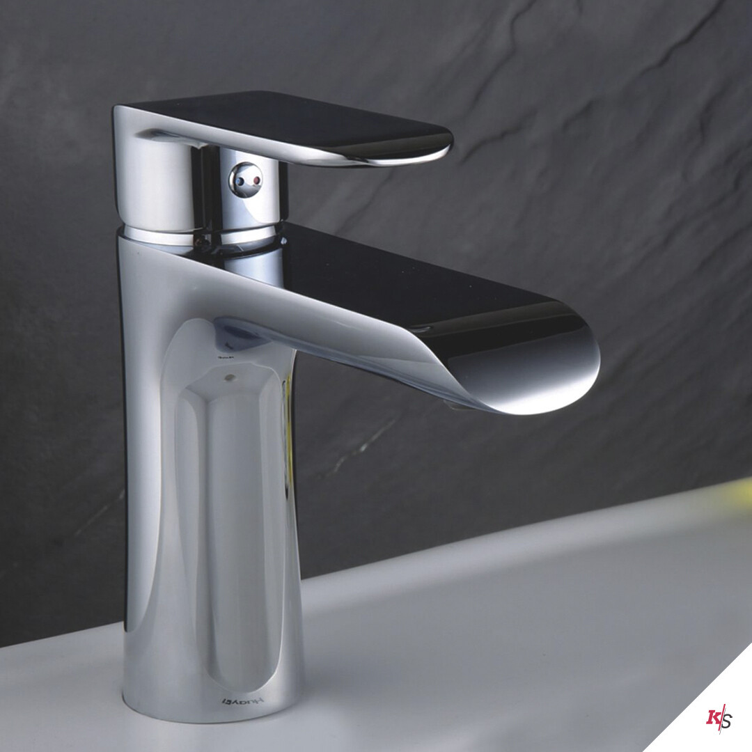 Single Handle Lavatory Faucet - Chrome