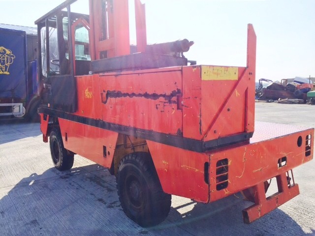 BOSS 546(4 ton ) Diesel Side Loader Forklift