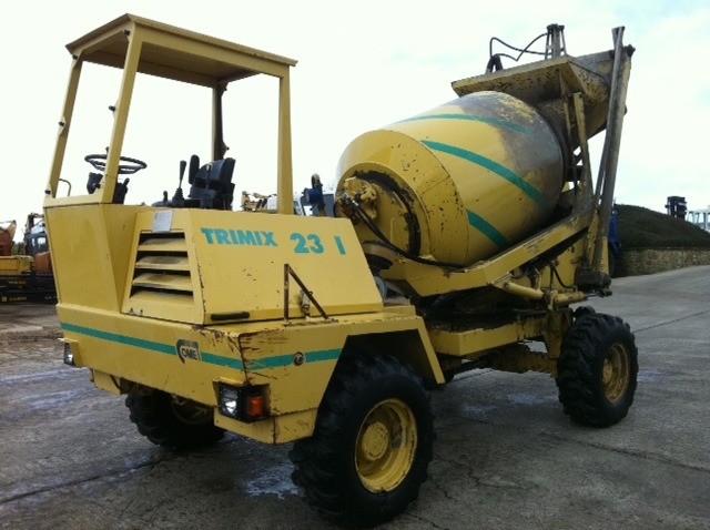 Trimix 231 (3 metre) Self Loading Cement Mixer