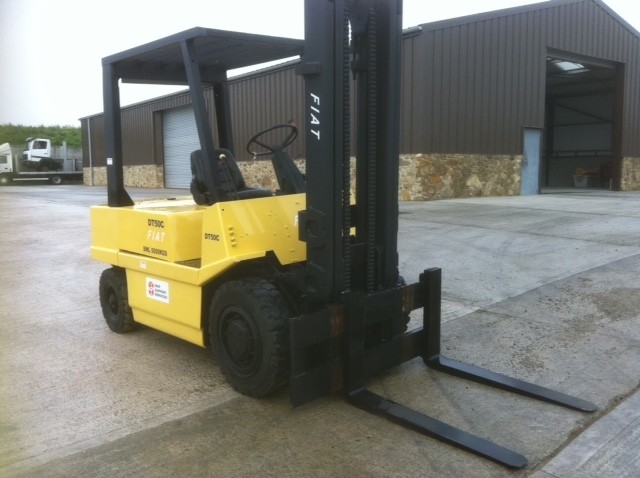 Fiat DT 50 C (5 ton) Diesel Forklift,year 2001 ,c/w Iveco engine
