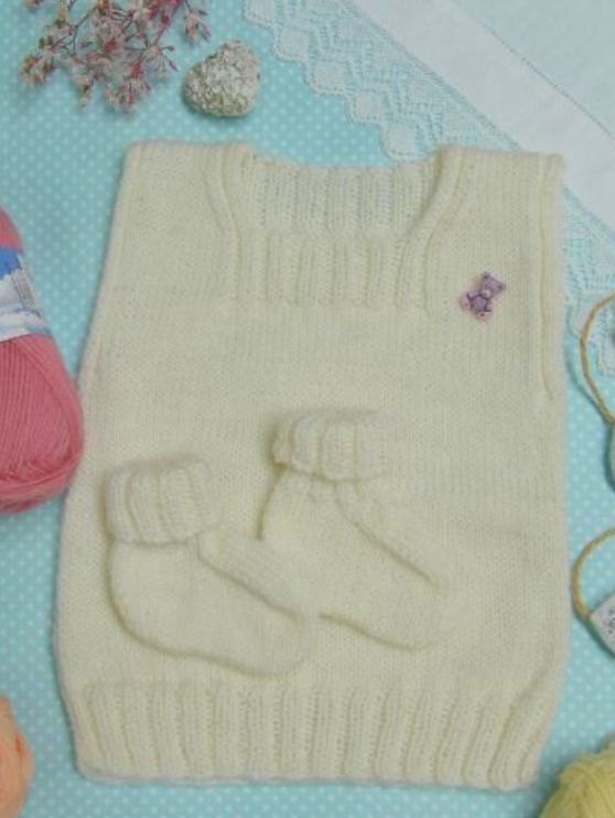 Countrywide Singlet and Bootie Pattern 4ply P282