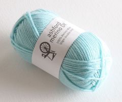 Ashford 809 100% Merino DK 8Ply Superwash Pastel Mint