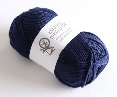 Ashford 810 100% Merino DK 8Ply Superwash Old Navy