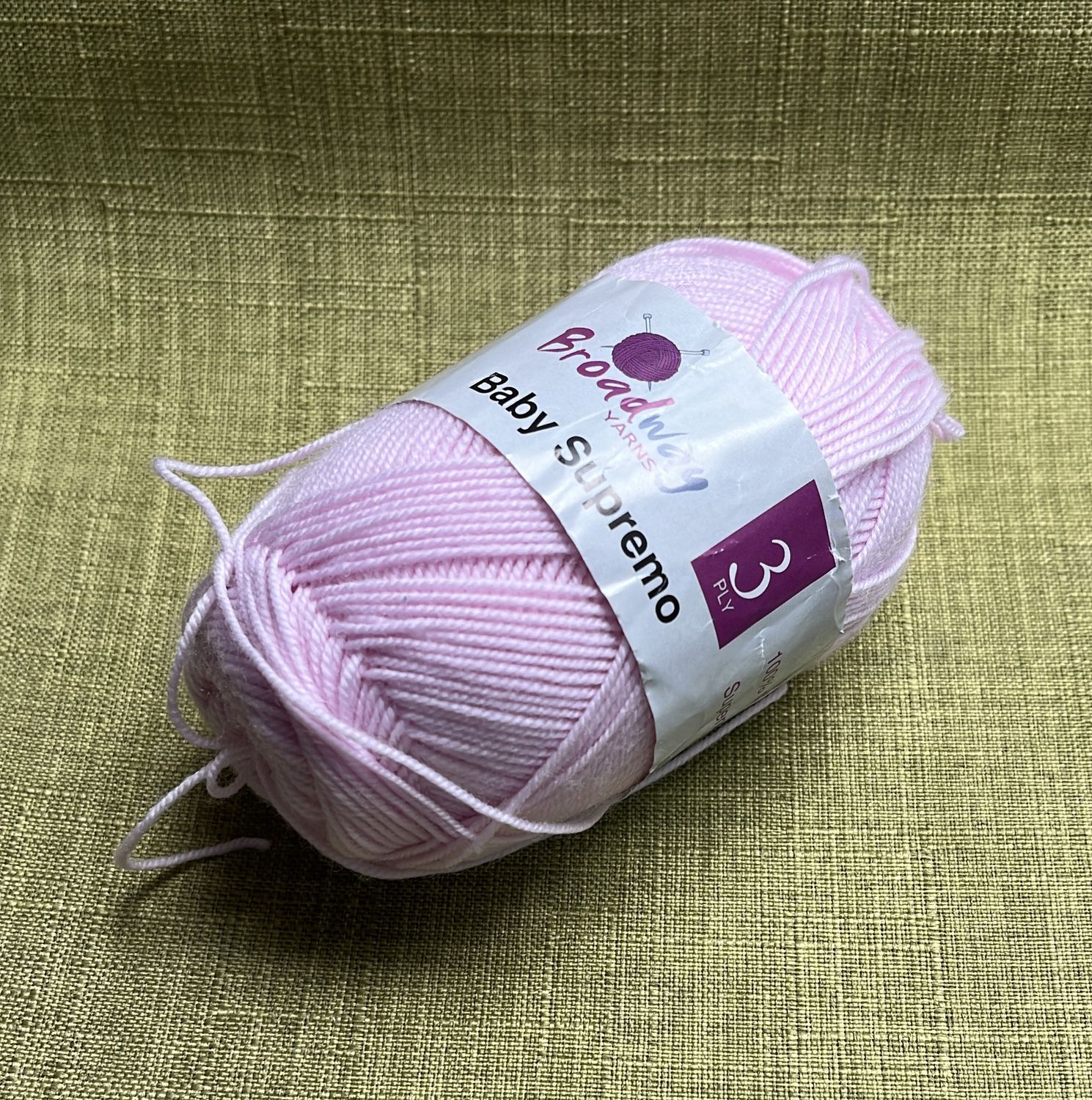 Broadway Baby Supremo 3ply Merino 50g 230m 03 Pink