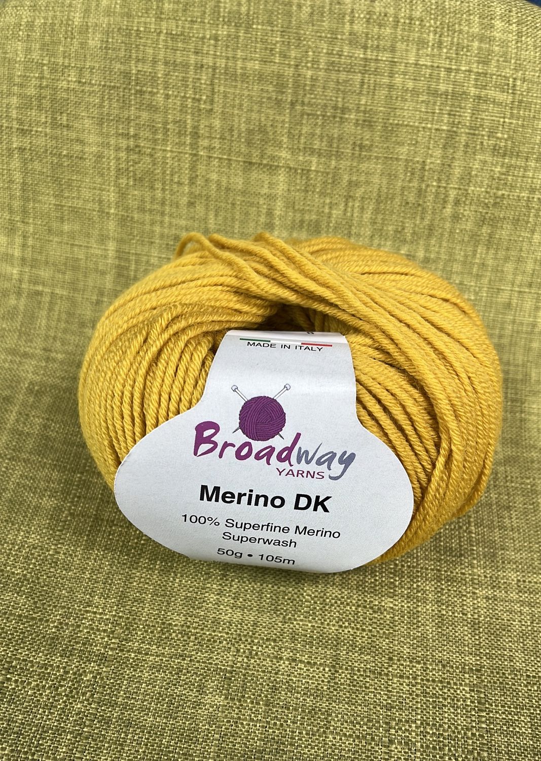 Broadway Yarn DK Merino 50g 105m 141
