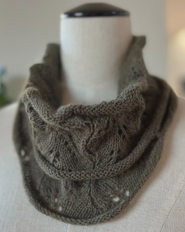 Kiwi Stitch &amp; Knit Ahuru Cowl 8ply &amp; Ultrafine 8ply Pattern