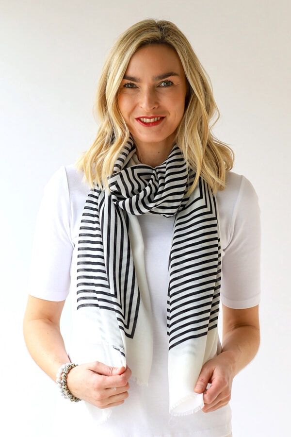 Symmetrical Scarf - Black White