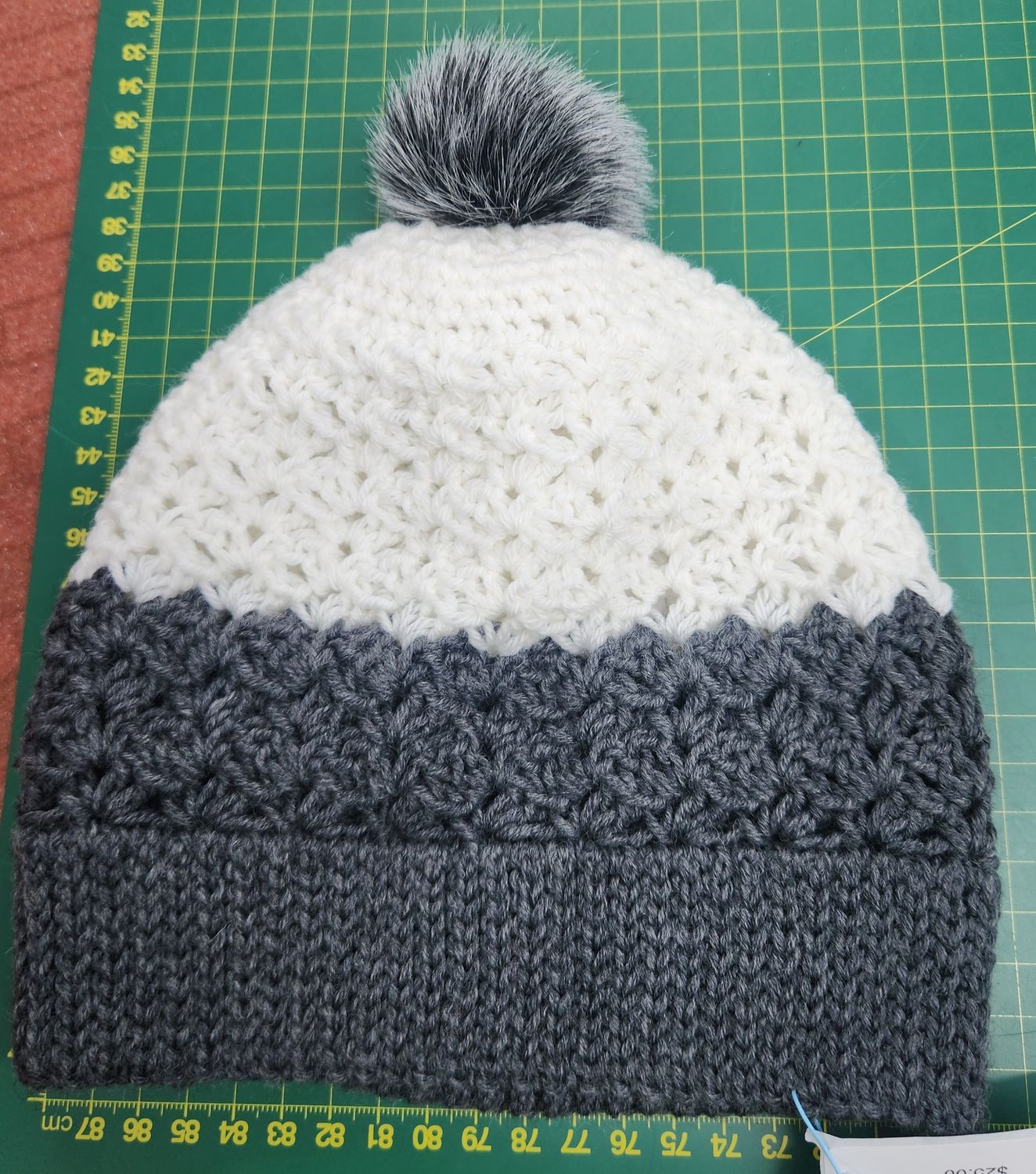 Adult Beanie Crocheted - White/Grey