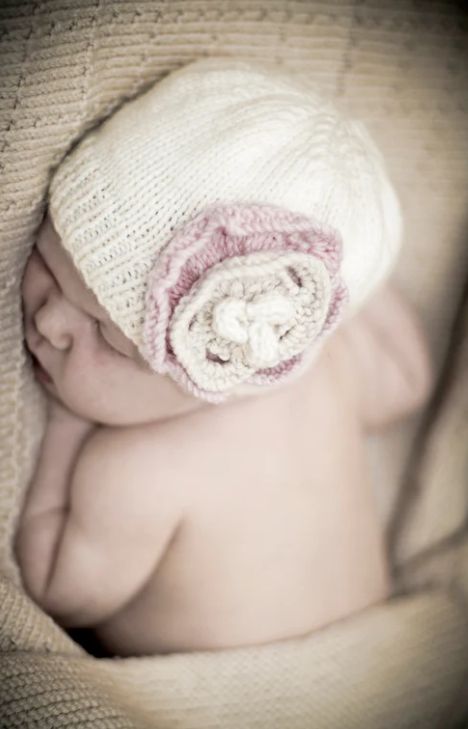 LisaF Pattern - BC04 Antoniette Hat